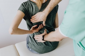 5 Signs You Should Visit a Chiropractor 5 Signs You Should Visit a Chiropractor